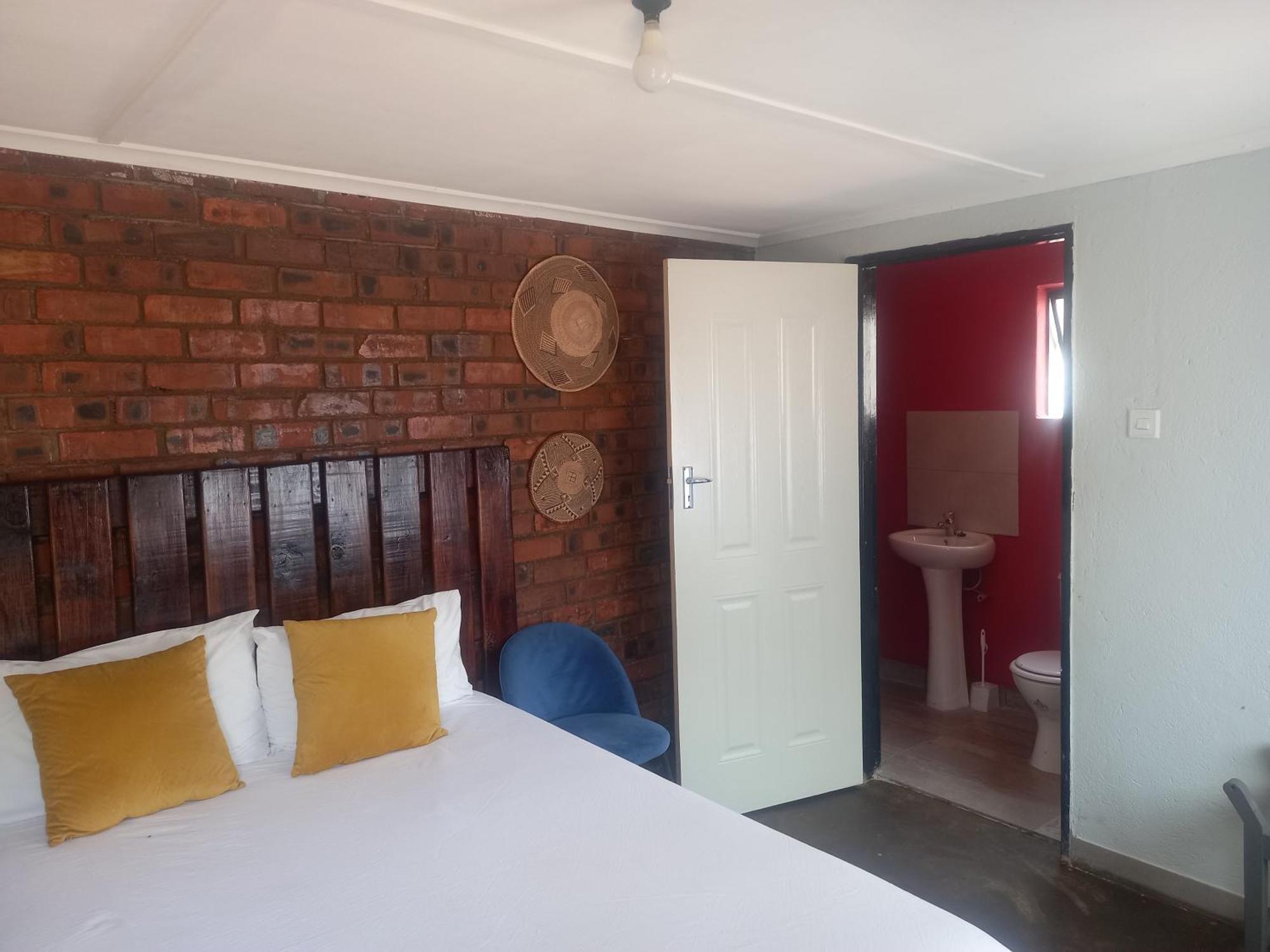 Choice Backpackers Lodge Булавайо Екстериор снимка